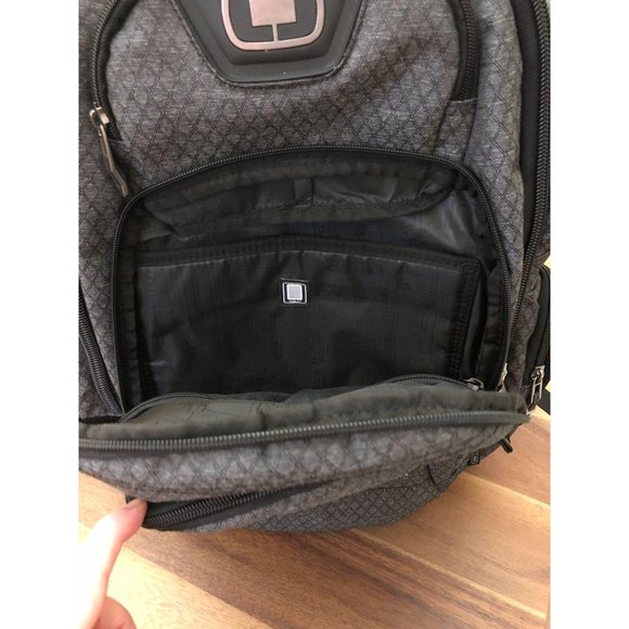 OGIO GRAPHITE GAMBIT LAPTOP CARRY ON  BACKPACK - Picture 13 of 15